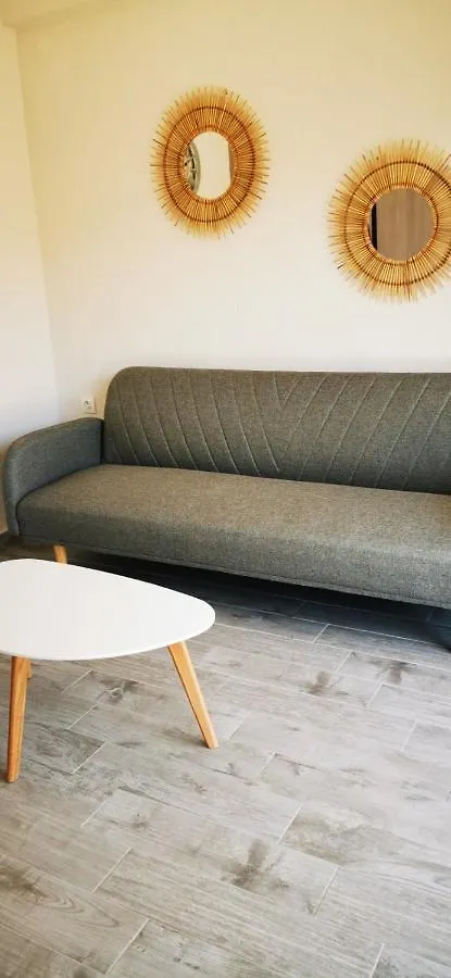 Ellinis Apartman Nikíti